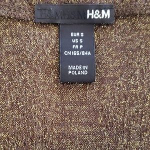H&M Tops - BRAND NEW H&M BROWN AND GOLD TOP BLOUSE H&M Tops - BRAND NEW H&M BROWN AND GOLD TOP BLOUSE